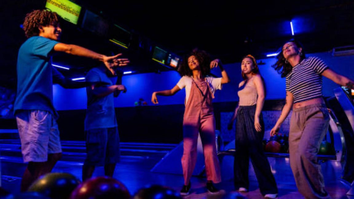 Splits Lounge Interior